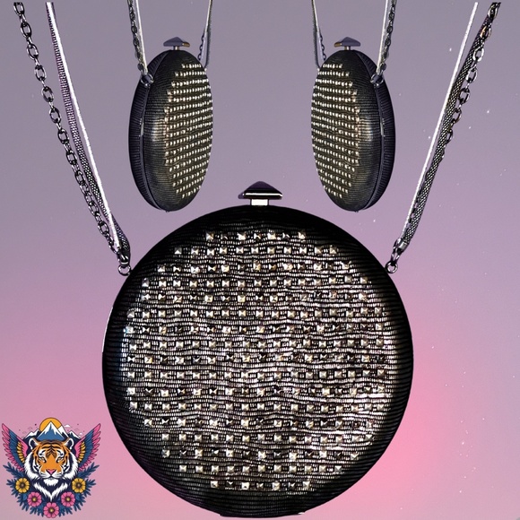 🌟Judith Leiber: Studded Circle Clutch (Overture)🌟